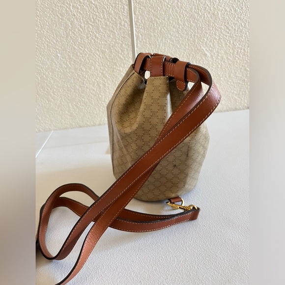 Celin vintage two way drawstring bucket bag - Picture 2 of 14